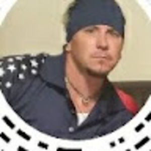 Meet your Posher, Dennis